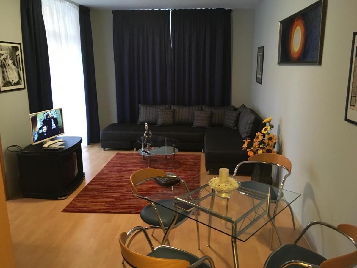 Romai Apartmanhaz Apartment Heviz Exterior photo